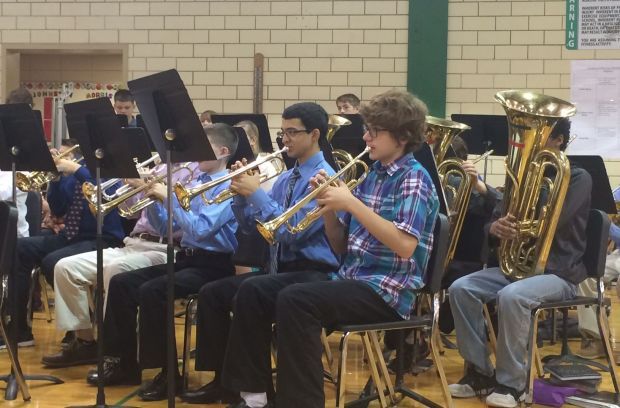 Thomas Jeffereson Middle School students honor local veterans